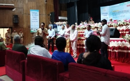 পাবলিক পরীক্ষা আইন হালনাগাদ করে বন্ধ হচ্ছে হলে  ডিজিটাল ডিভাইস ব্যবহার