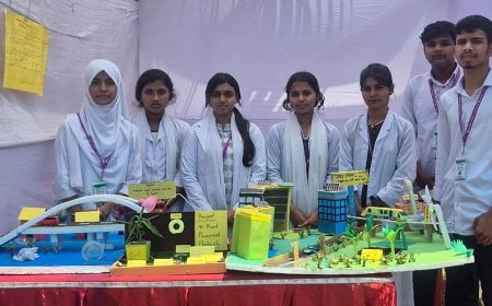 পানিতে পড়া বাস ভাসিয়ে তোলার প্রযুক্তি উদ্ভাবন শিক্ষার্থীদের