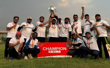 উত্তরায় ‘এনপিএল’ ক্রিকেট টুর্নামেন্ট অনুষ্ঠিত