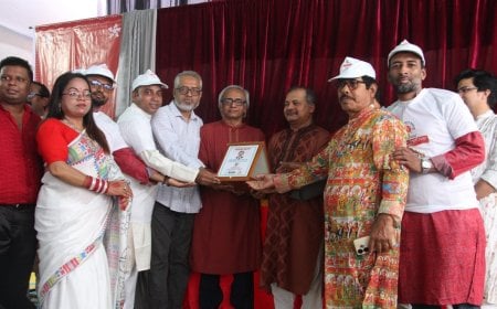 কৃষি ও কৃষকই অর্থনীতির মূল চালিকাশক্তি