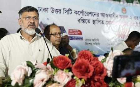 ভাষানটেক বস্তিতে ডিএনসিসির ৪৫০ সোলার স্ট্রিট লাইট