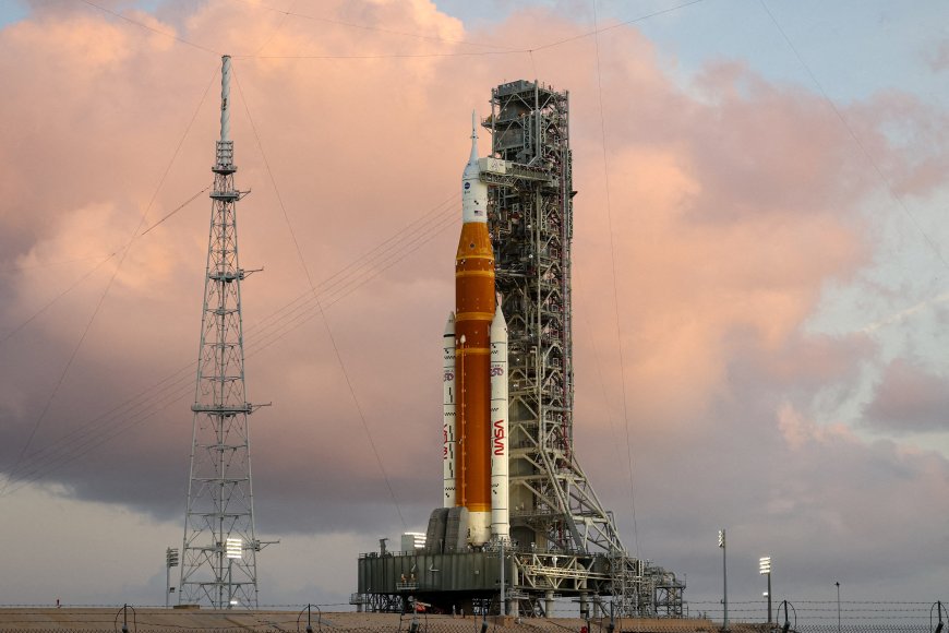 Artemis II Advances: NASA Prepares First Crewed Lunar Mission Since Apollo Era