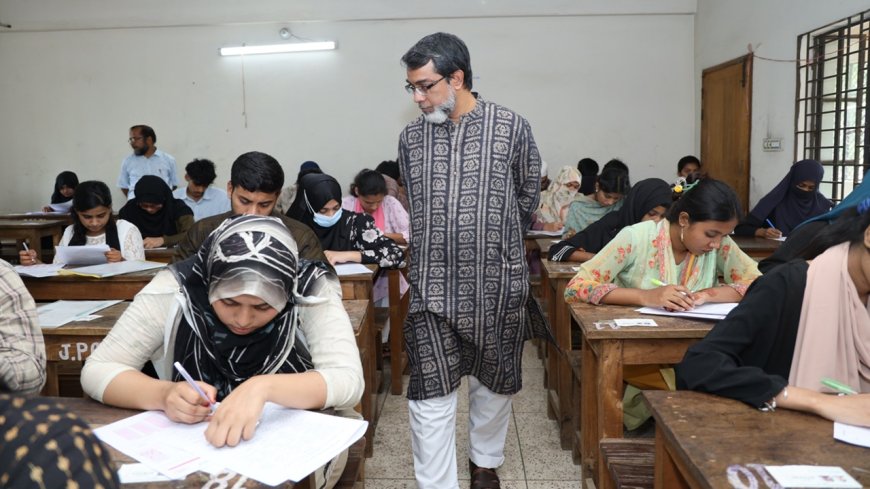 ইউএফটিবি-তে জিএসটি ‘বি’ ইউনিটের ভর্তি পরীক্ষা অনুষ্ঠিত