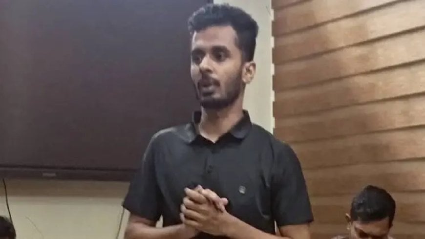 বিশ্ববিদ্যালয় শিক্ষার্থীর মোবাইল নম্বর অনলাইনে ছড়িয়ে দেওয়ায় একজন আটক