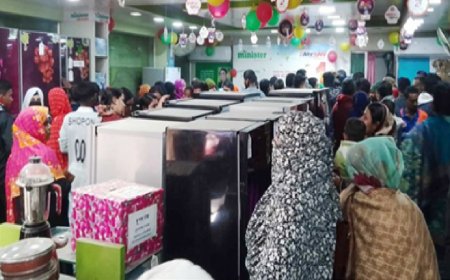 ঈদের আগমুহূর্তে বাড়ছে ফ্রিজ-এসি বিক্রি, এগিয়ে দেশীয় ব্র্যান্ড