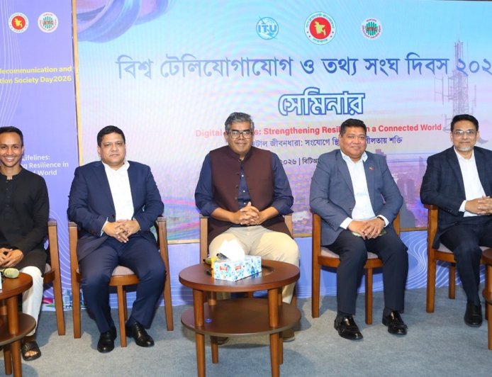 স্মার্টফোন কিনতে খরচ হয় মাসিক গড় আয়ের ২৫ শতাংশ