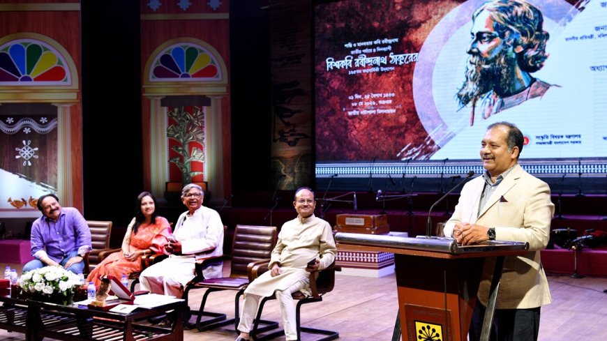 আইনস্টাইনকে  মহাবিশ্বের অজানার কথা স্মরণ করিয়ে দিয়েছিলেন রবীন্দ্রনাথ