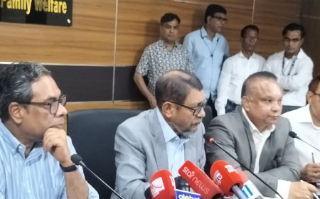 ডেঙ্গুর চিকিৎসায় বেসরকারি হাসপাতালে ৮০% পর্যন্ত ছাড়ের আহ্বান স্বাস্থ্যমন্ত্রীর